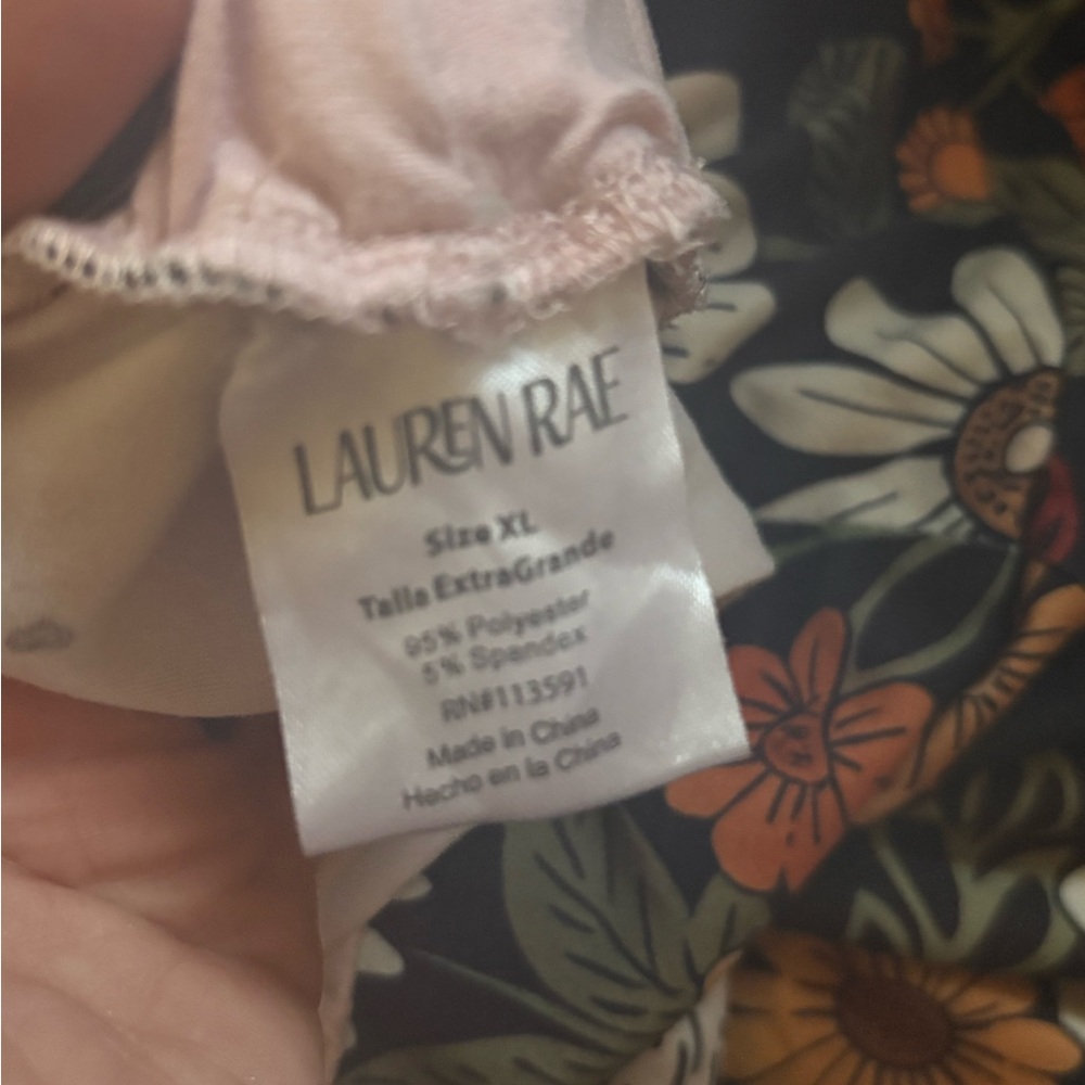 TWO sets of super buttery soft pajamas - Picture 16 of 16
